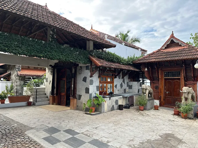 Dhauli-Giri- puri, puri